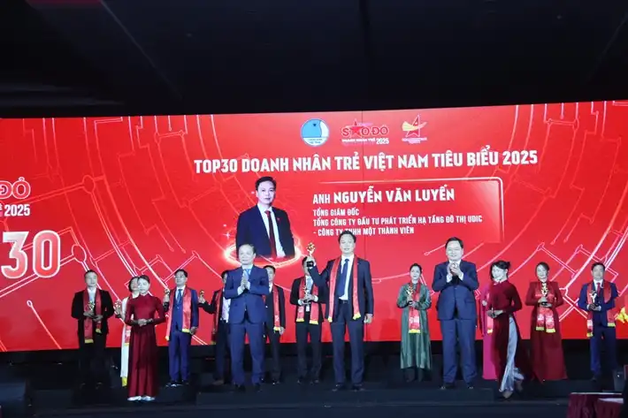 Tổng Giám đốc UDIC được vinh danh “Giải thưởng Sao đỏ – Doanh nhân trẻ tiêu biểu 2025″