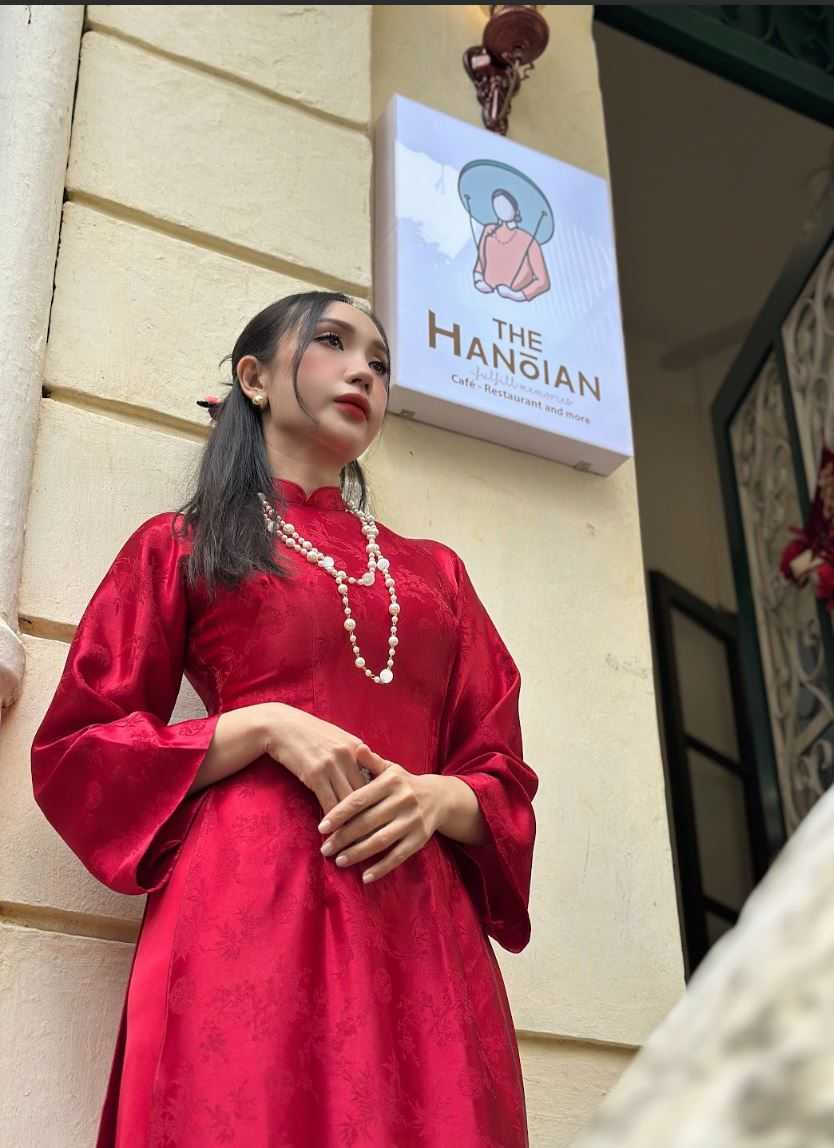 Hoàng Thị Quyên chọn The Hanoian – Trần Phú làm điểm hẹn chụp ảnh áo dài Tết