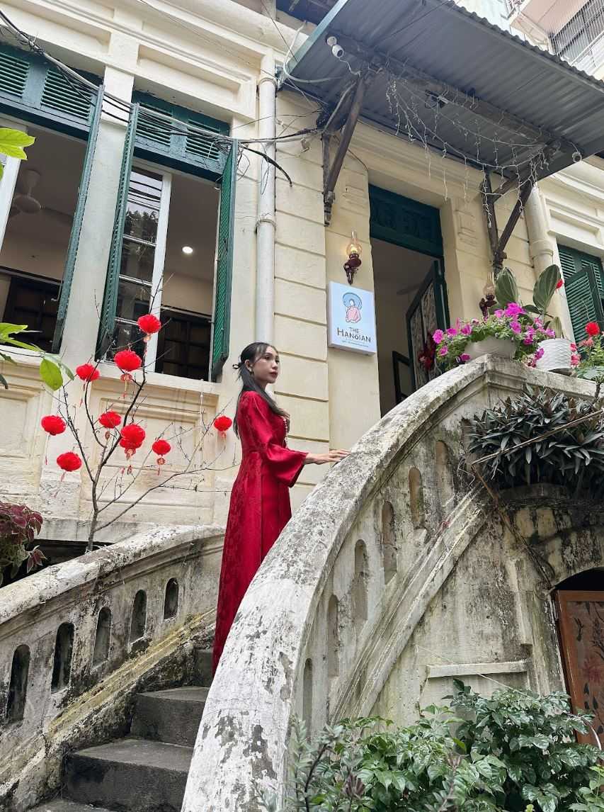 Hoàng Thị Quyên chọn The Hanoian – Trần Phú làm điểm hẹn chụp ảnh áo dài Tết